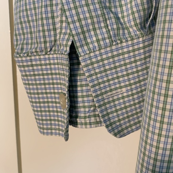 Vineyard Vines (M) - Picture 8 of 15